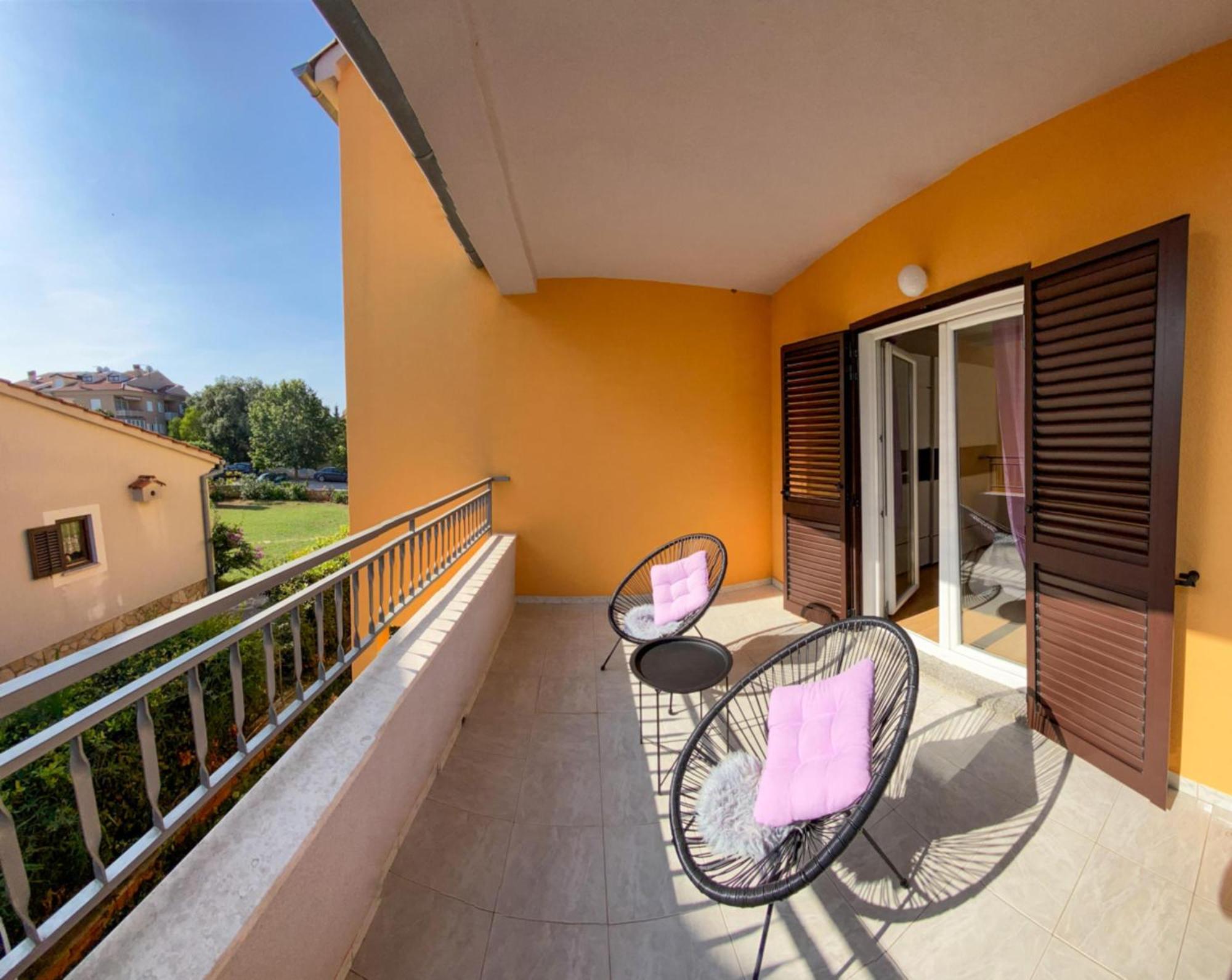 Malvina Apartment *
