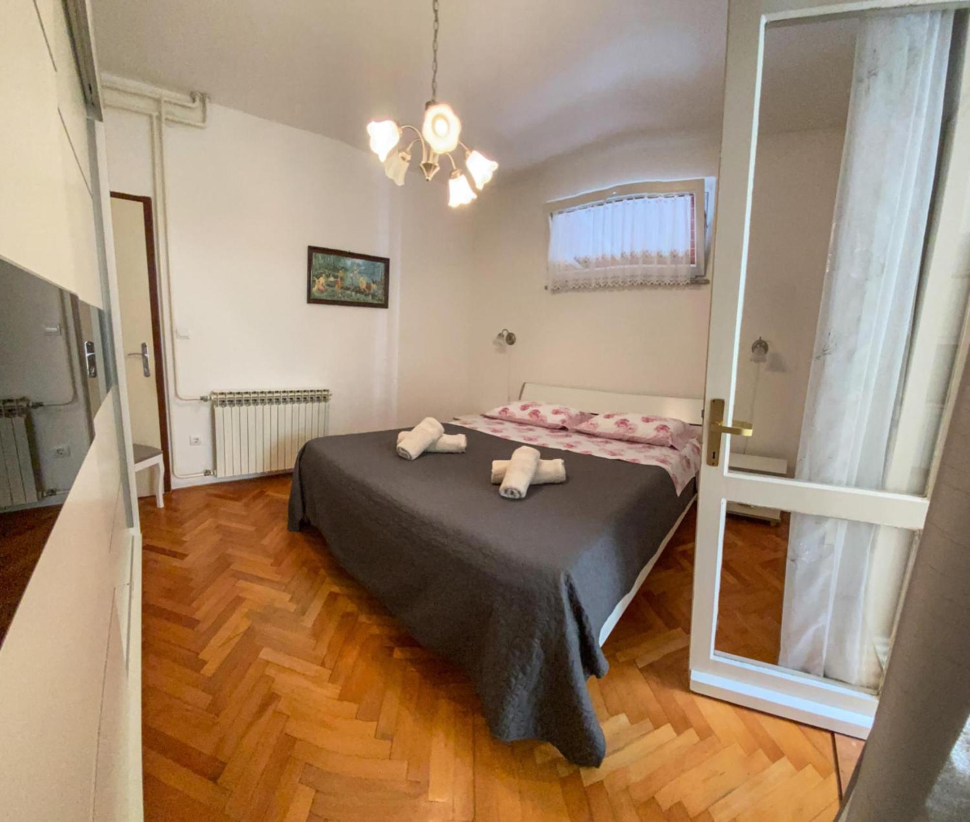 Malvina Apartment *